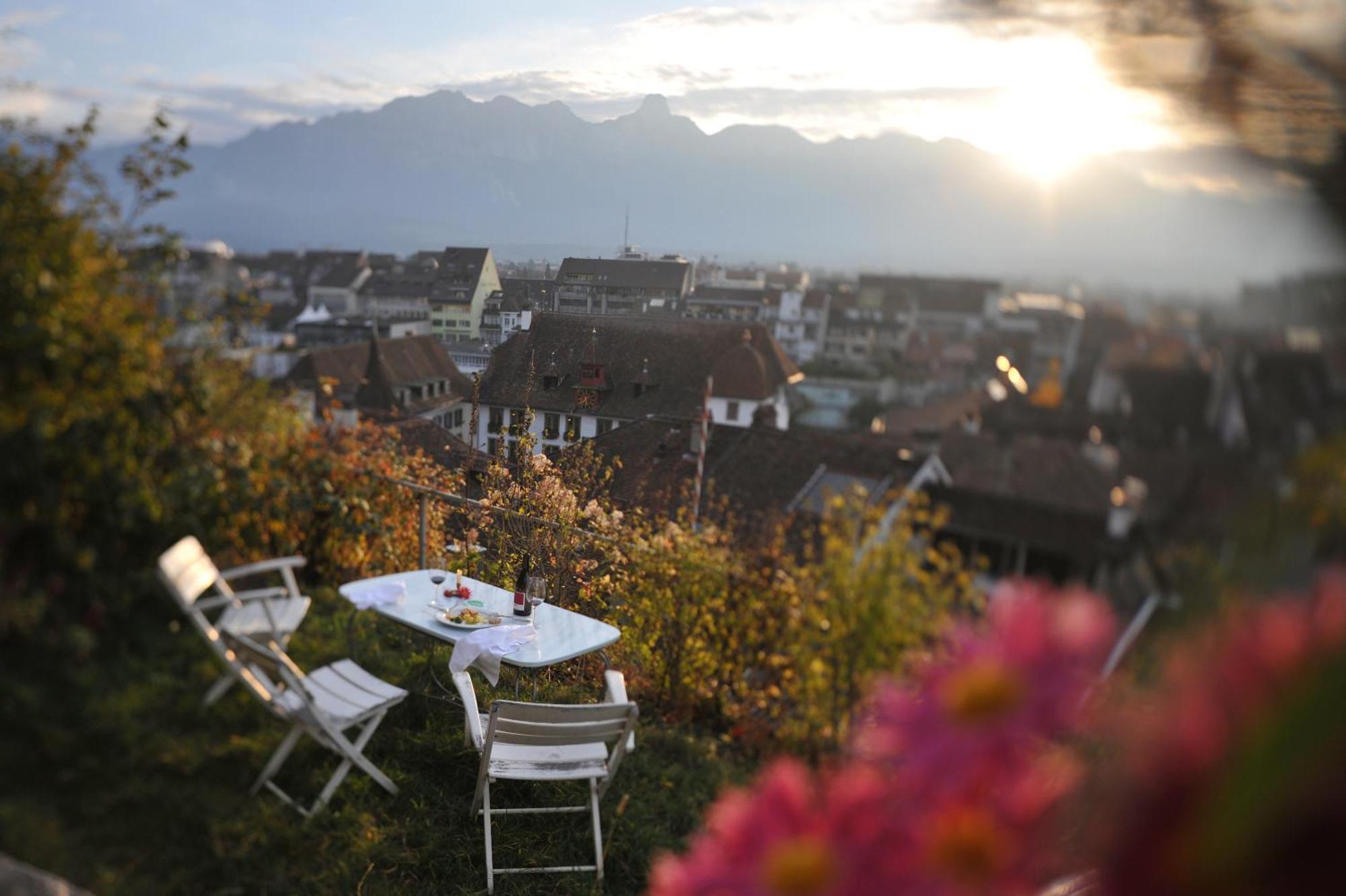Hotel Restaurant Schwert Thun Exterior photo
