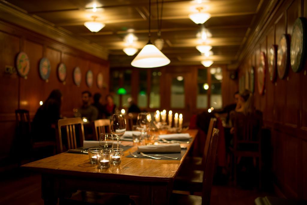 Hotel Restaurant Schwert Thun Exterior photo